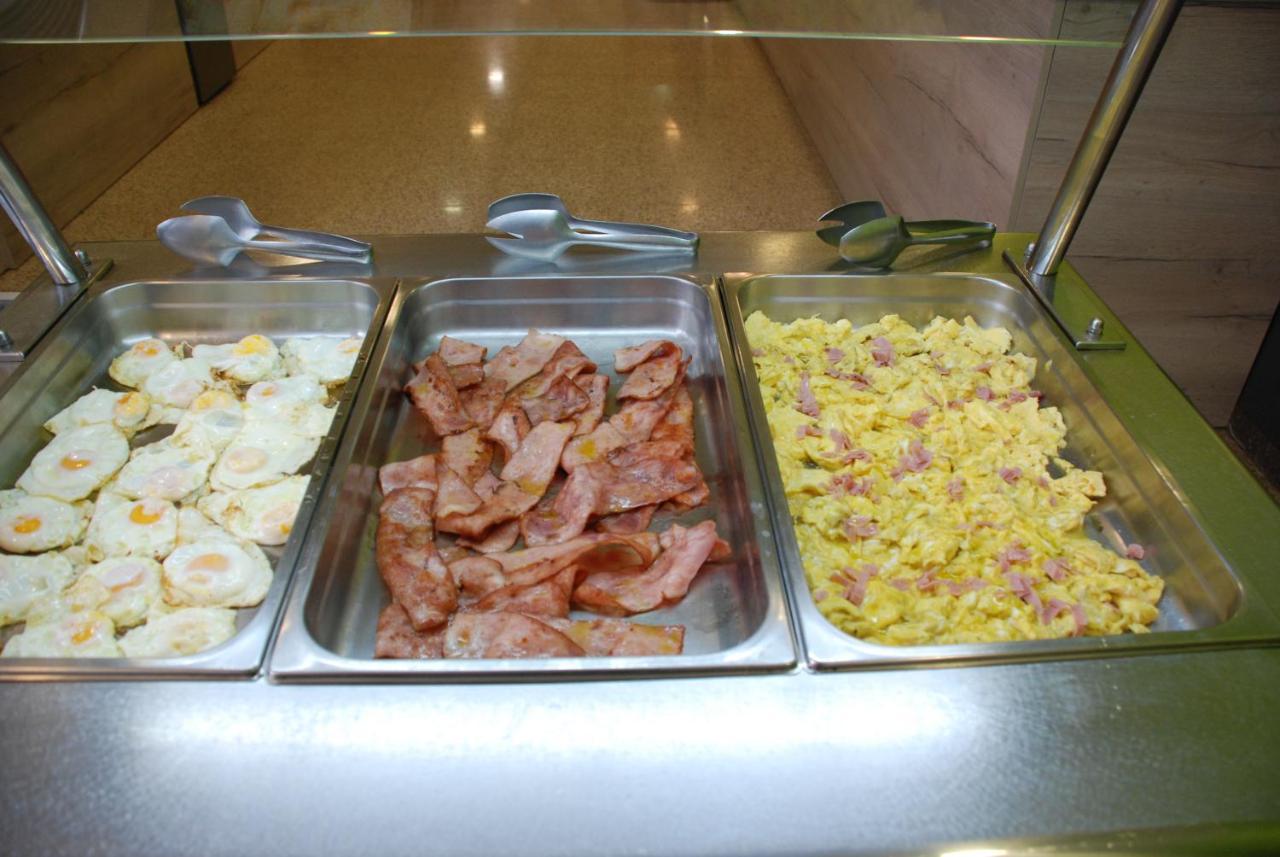יורט דה מאר Hotel Armonia מראה חיצוני תמונה