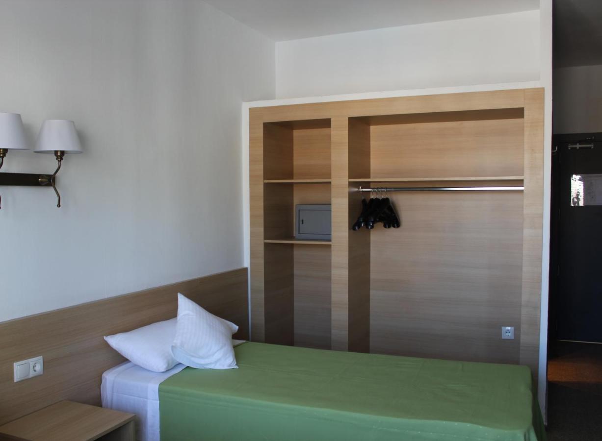 יורט דה מאר Hotel Armonia מראה חיצוני תמונה